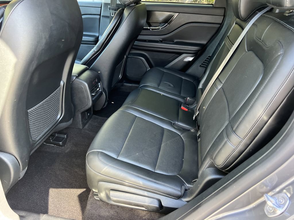 Used 2021 Lincoln Corsair Reserve w/ Equipment Group 201A image 17