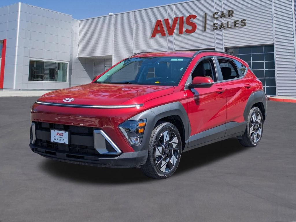 Used 2025 Hyundai Kona SEL FWD image 1