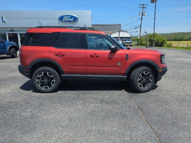 Used 2023 Ford Bronco Sport Outer Banks w/ Tech Package AWD/4WD image 11