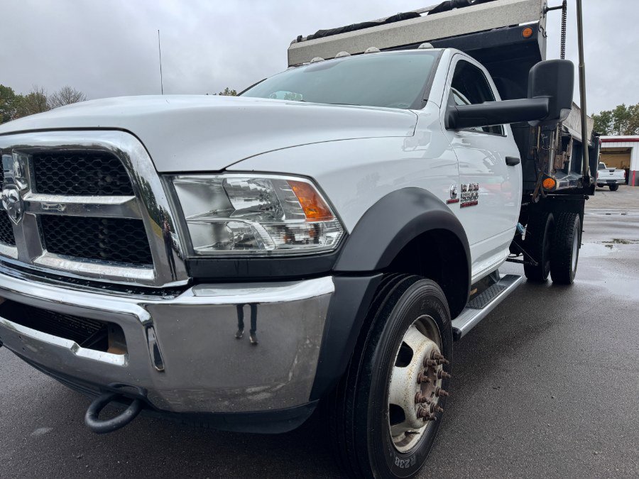 Used 2018 RAM 5500 Tradesman w/ Power & Remote Entry Group image 9
