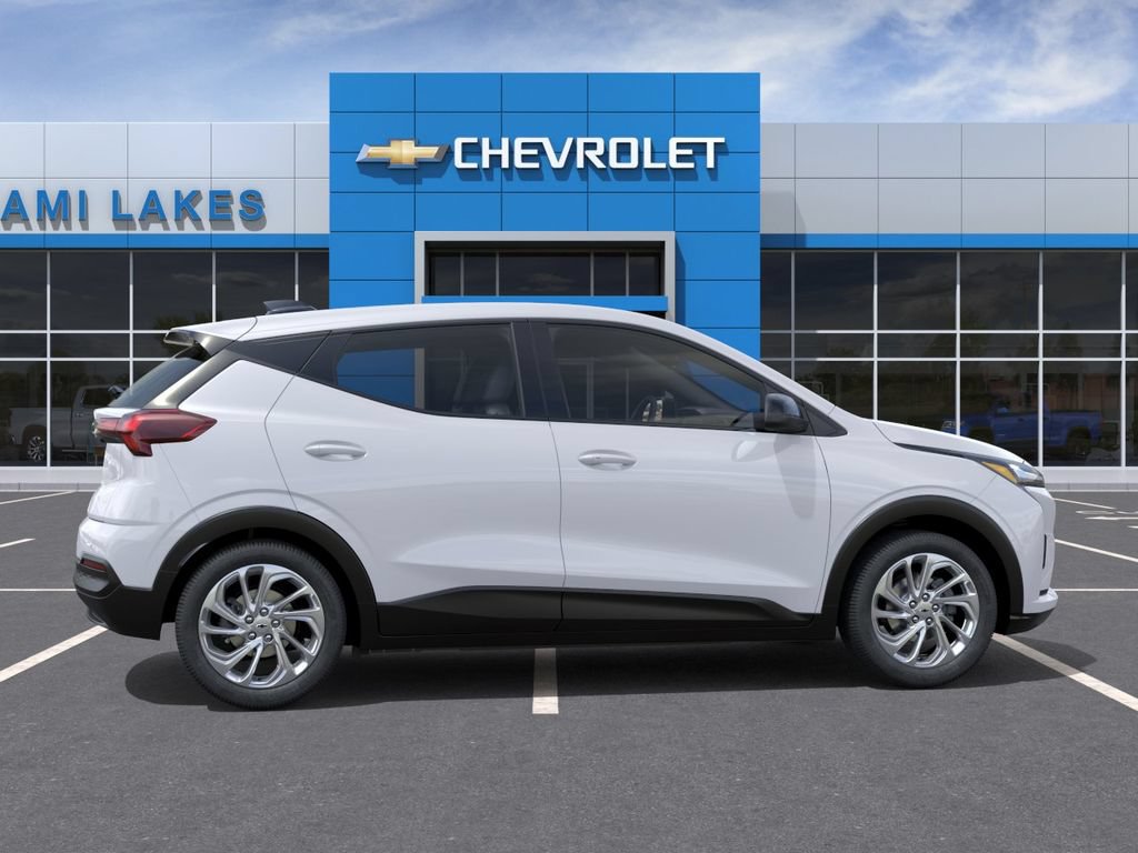 New 2027 Chevrolet Bolt LT w/ Comfort Package FWD image 5