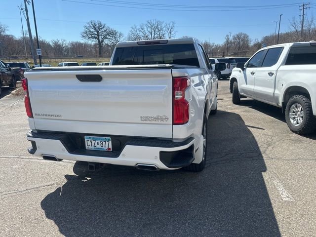 Used 2019 Chevrolet Silverado 1500 High Country w/ Technology Package AWD/4WD image 11