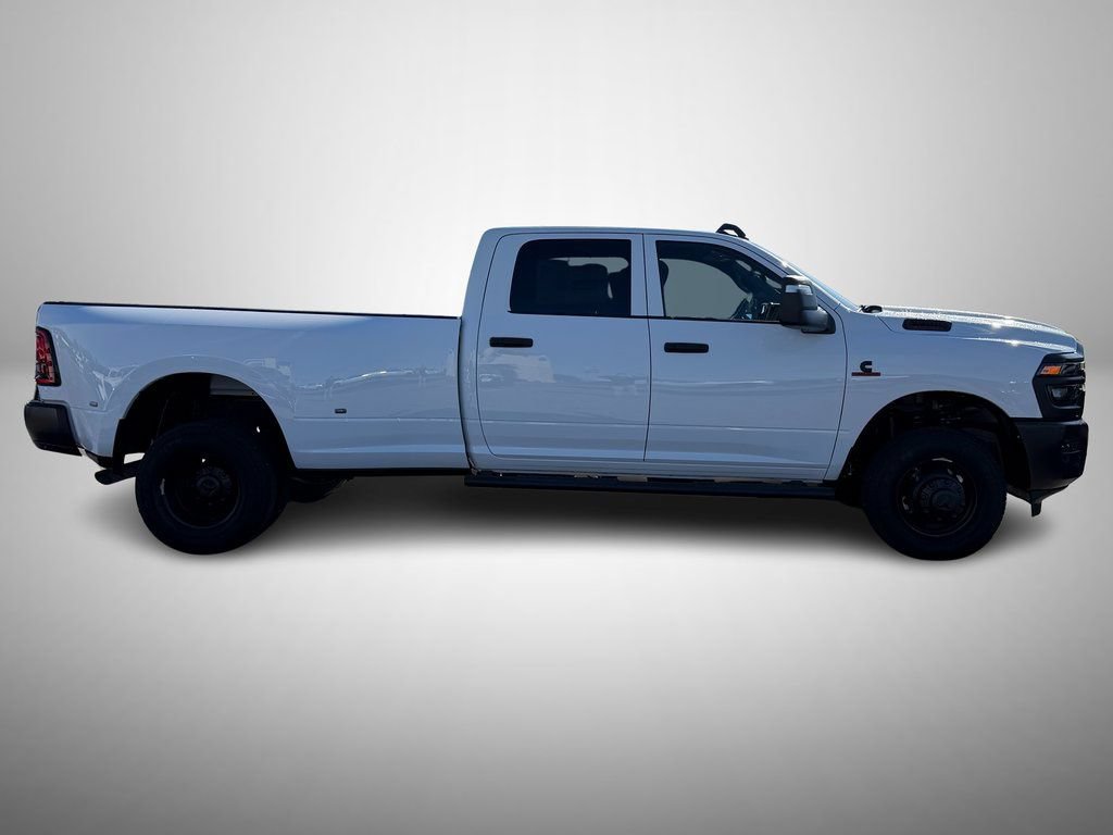 New 2026 RAM 3500 Tradesman AWD/4WD image 6