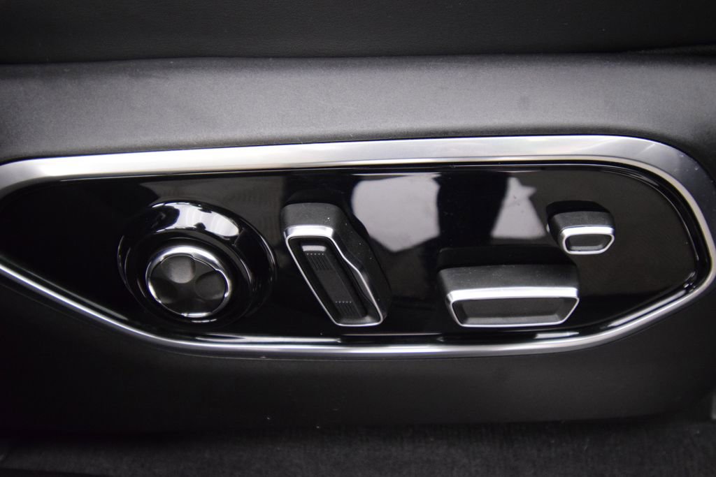 Used 2024 Jeep Grand Cherokee L Summit image 31