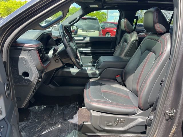 Used 2023 Ford Expedition Limited image 24