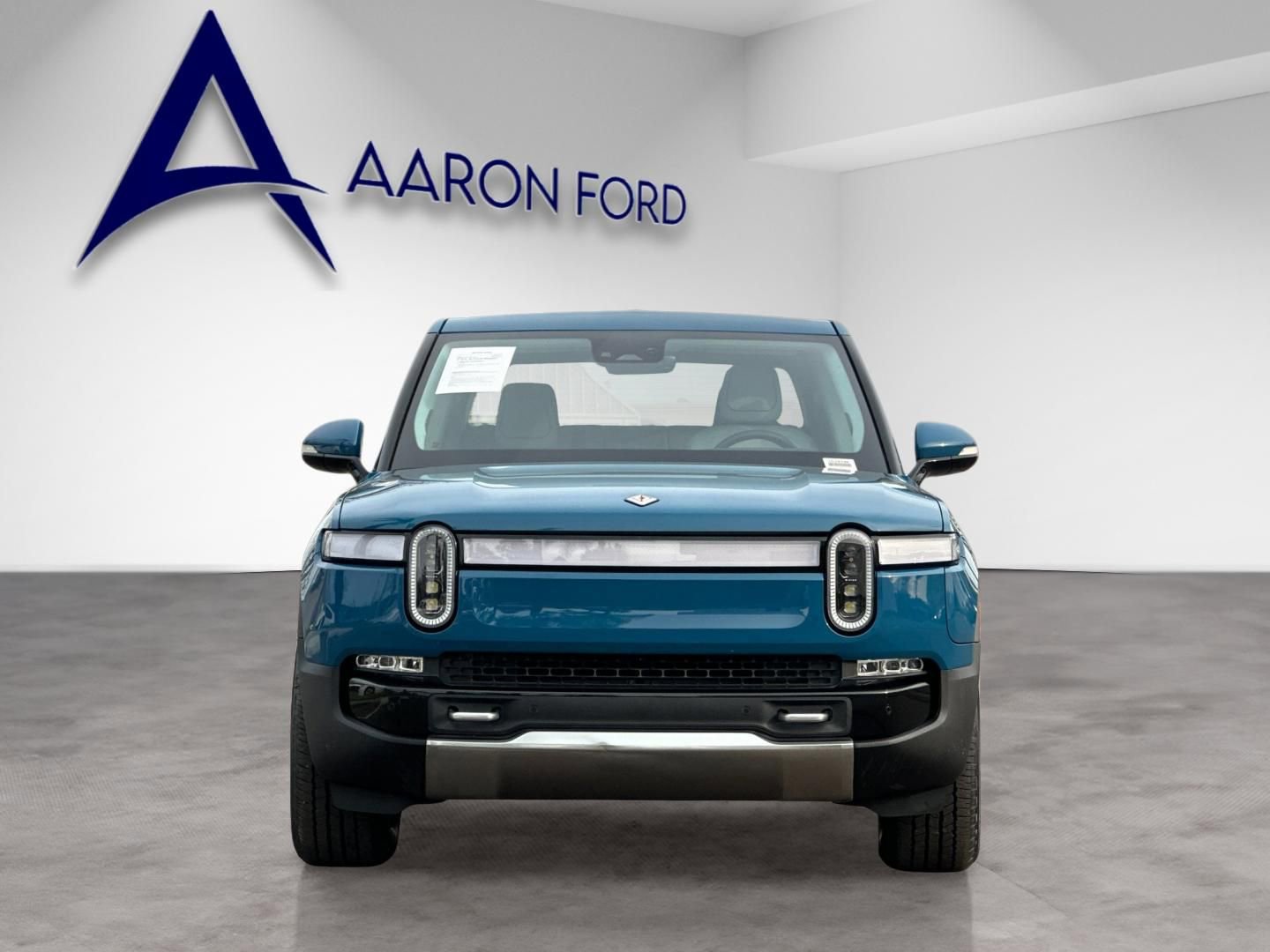 Used 2022 Rivian R1T Launch Edition image 8