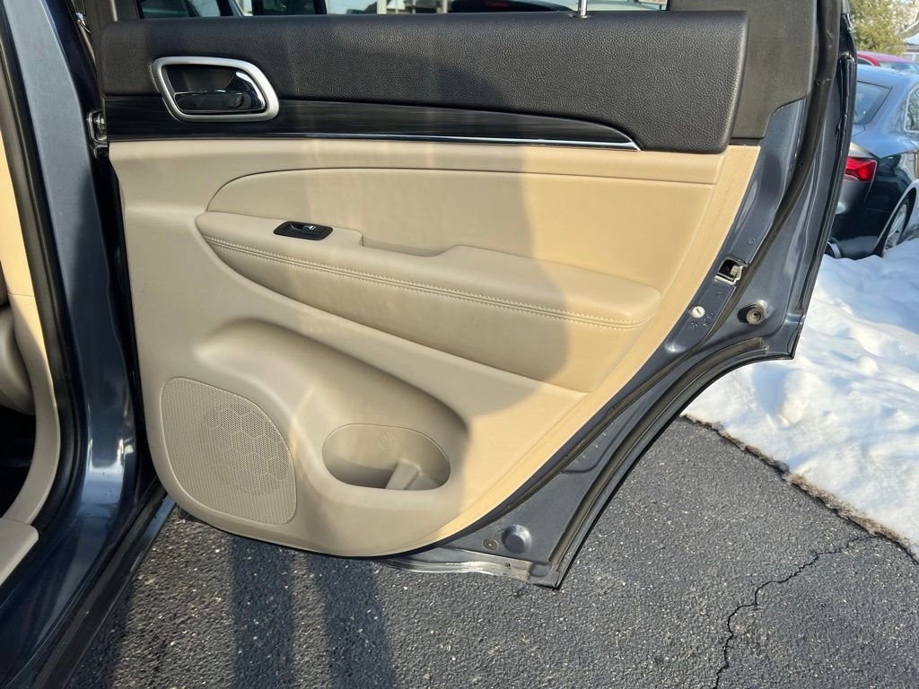 Used 2020 Jeep Grand Cherokee Limited image 29