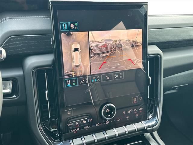 New 2026 GMC Yukon AT4 Ultimate AWD/4WD image 35
