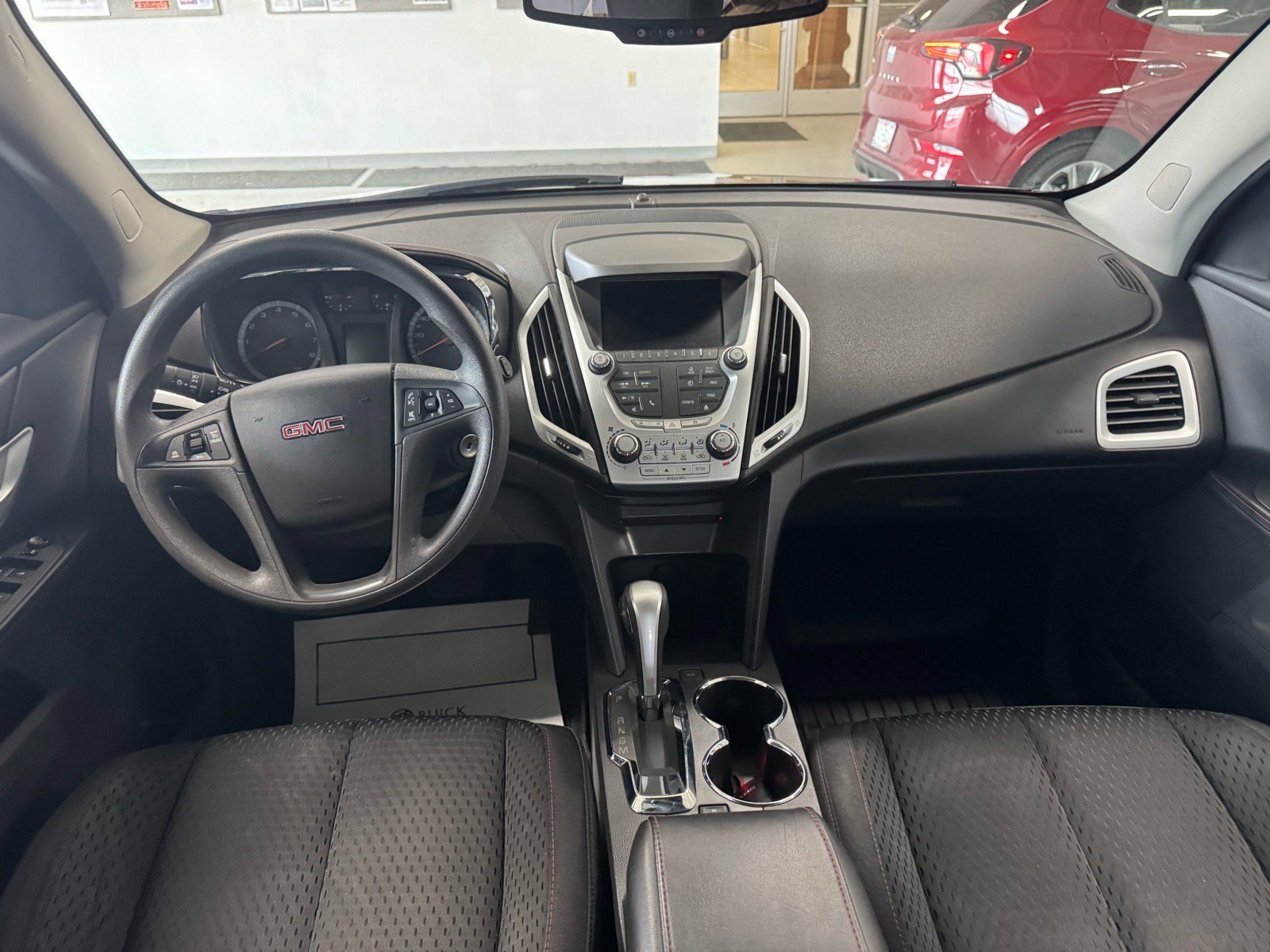 Used 2015 GMC Terrain SLE image 12
