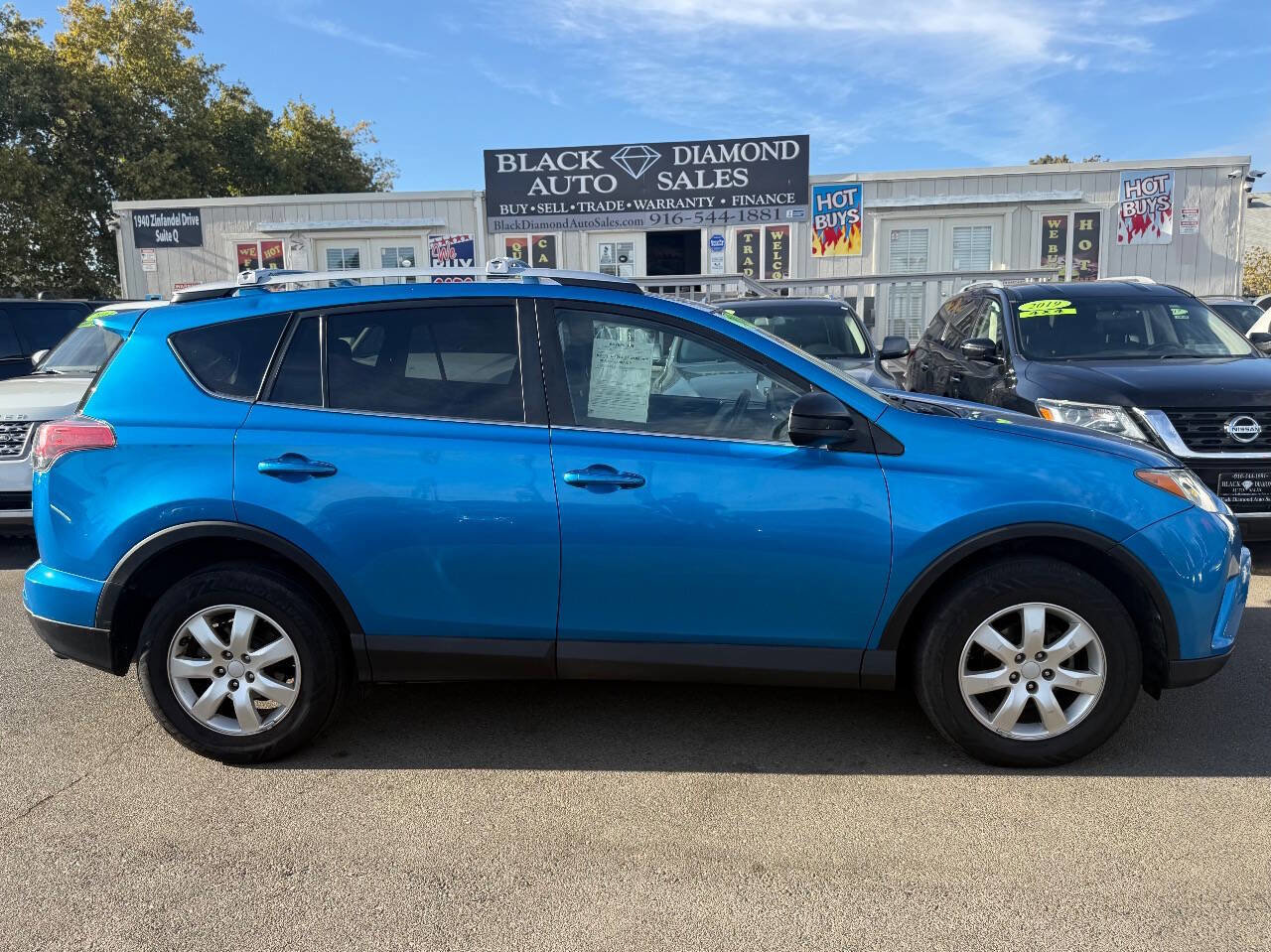 Used 2016 Toyota RAV4 LE AWD/4WD image 9