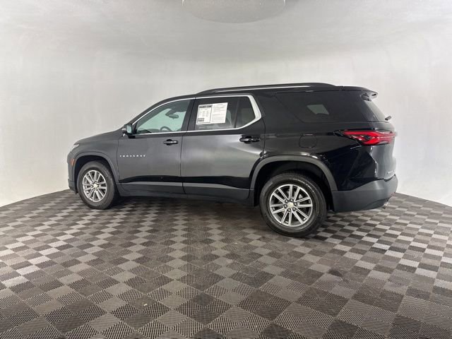 Used 2023 Chevrolet Traverse LT image 8