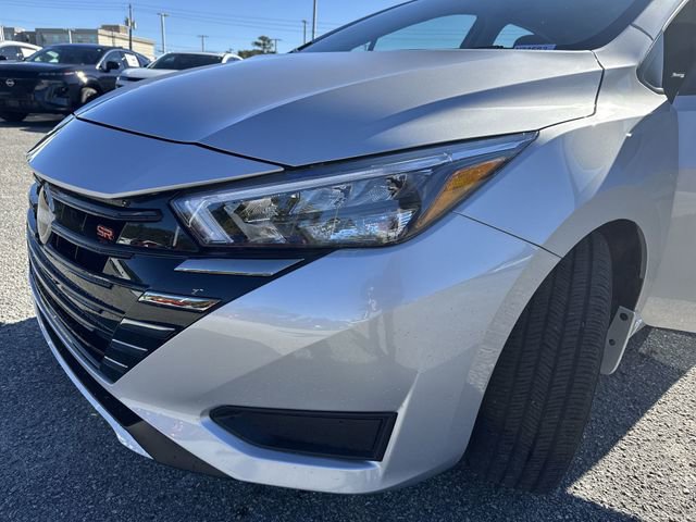 New 2025 Nissan Versa SR w/ Trunk Package FWD image 29