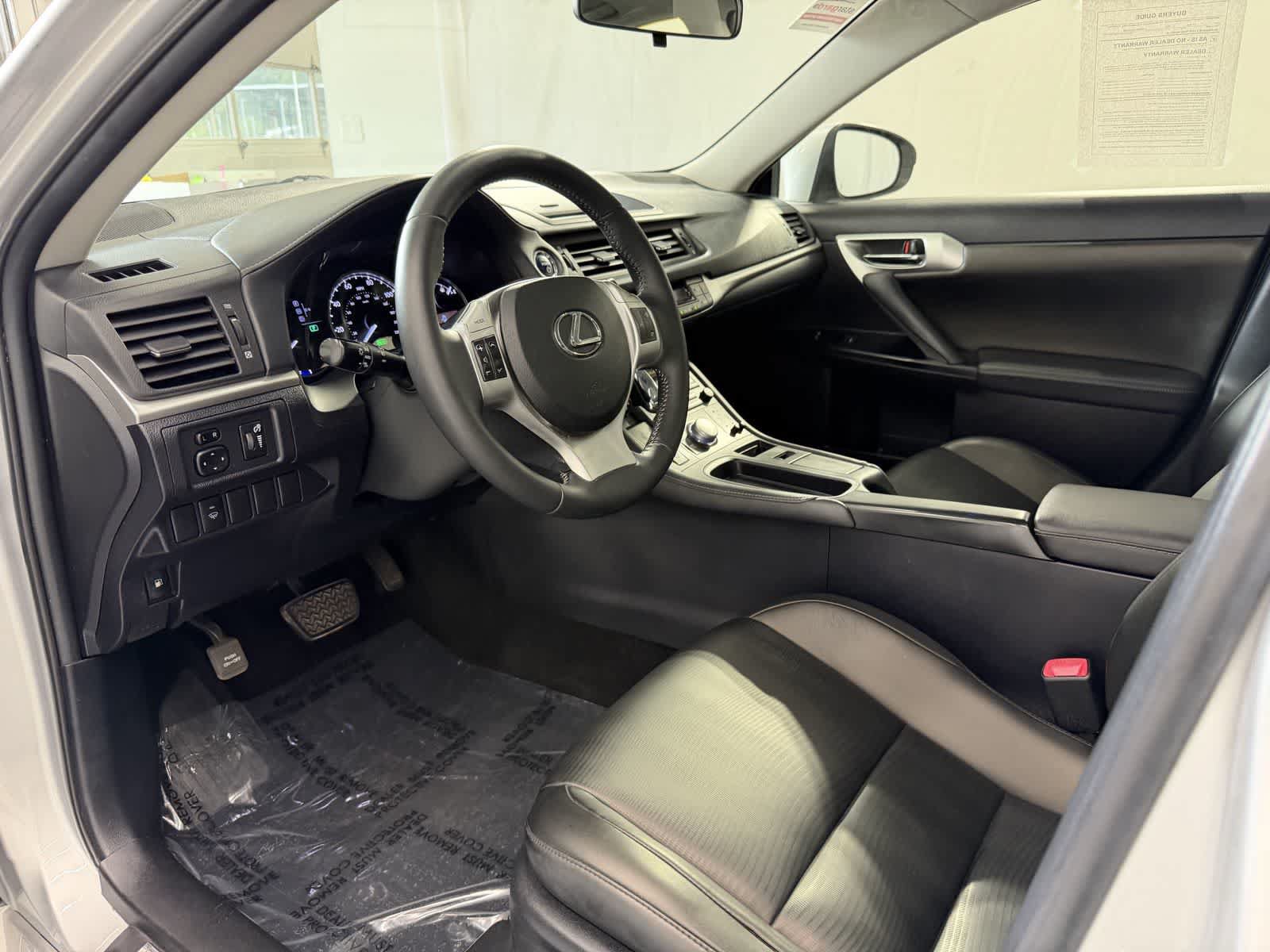 Used 2012 Lexus CT 200h Premium FWD image 8