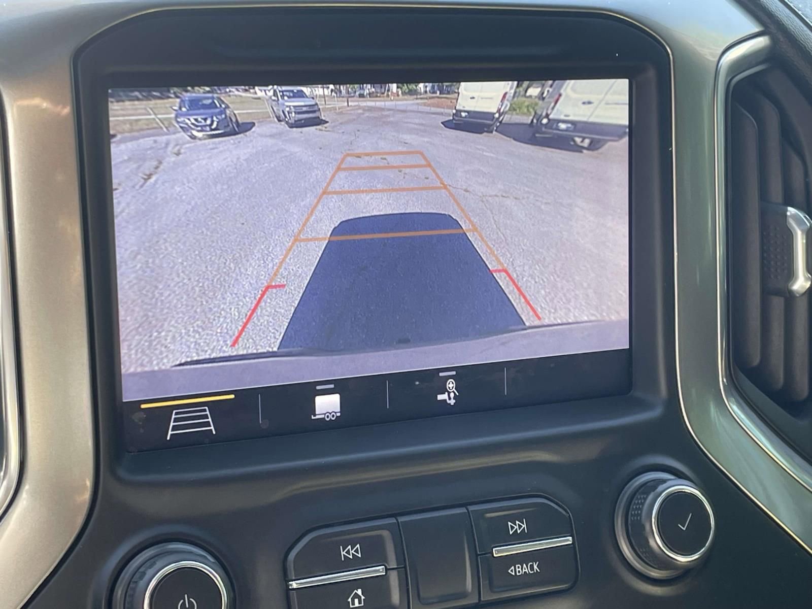 Used 2019 Chevrolet Silverado 1500 LT Trail Boss AWD/4WD image 21