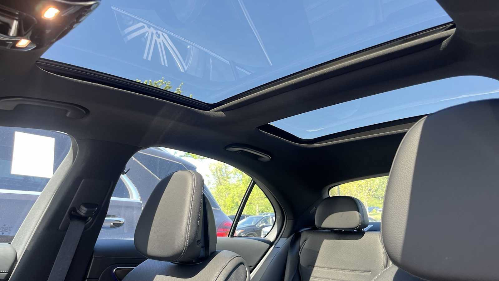 New 2026 Mercedes-Benz C 300 4MATIC Sedan image 28