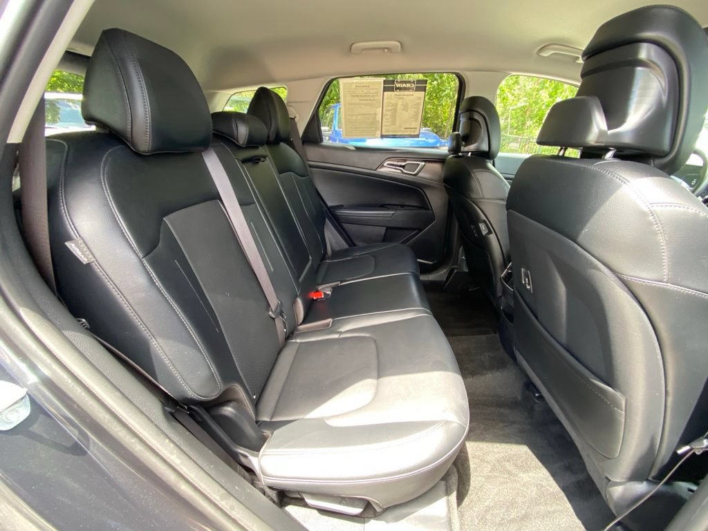 Used 2024 Kia Sportage EX AWD/4WD image 35