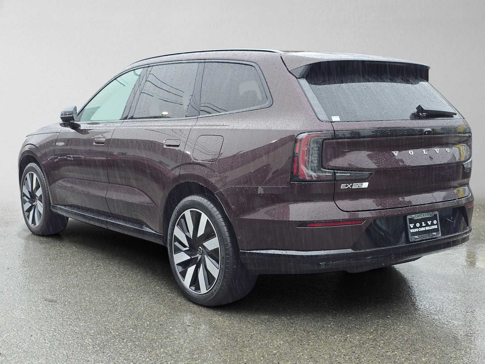 Certified 2025 Volvo EX90 Plus AWD/4WD image 6