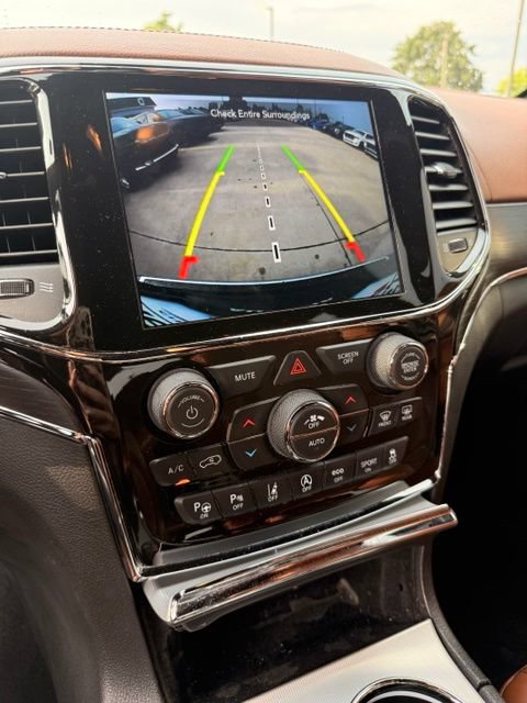 Used 2021 Jeep Grand Cherokee Summit w/ Platinum Series Group AWD/4WD image 10