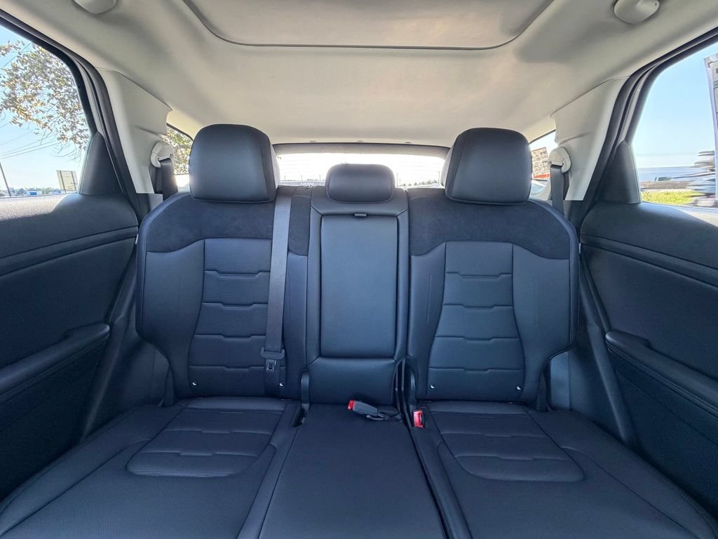New 2026 Kia Sportage SX FWD image 25