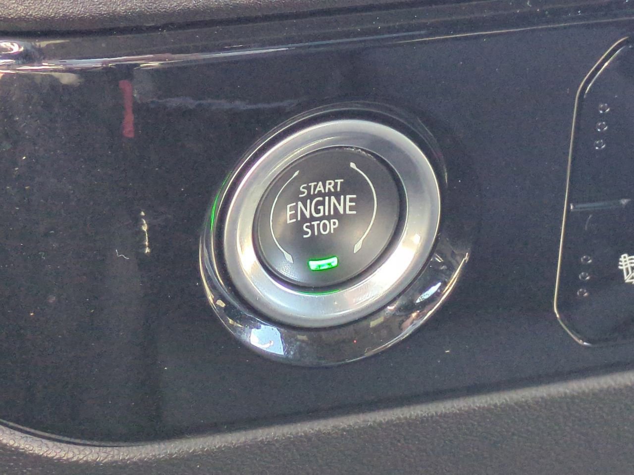 Used 2022 Chevrolet Silverado 1500 RST image 17