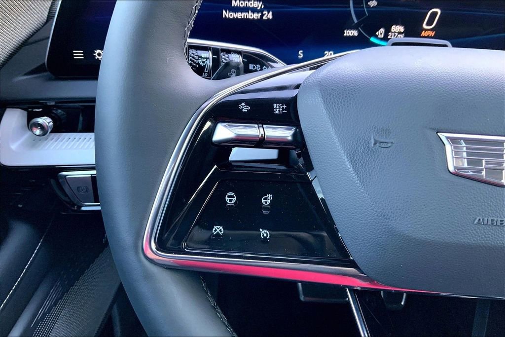 New 2026 Cadillac Optiq Sport 2 image 22