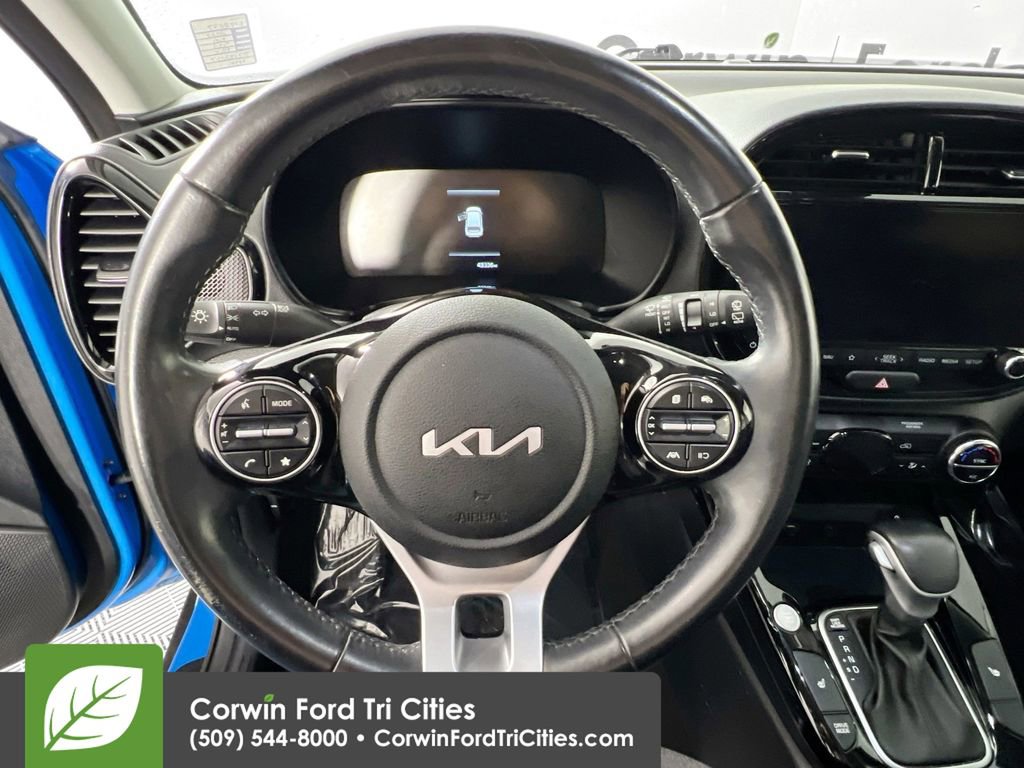 Used 2023 Kia Soul EX image 8