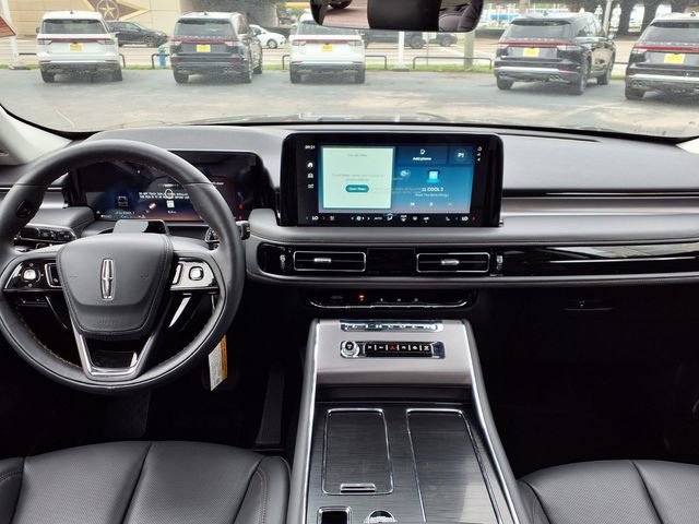 New 2026 Lincoln Aviator 2WD image 10