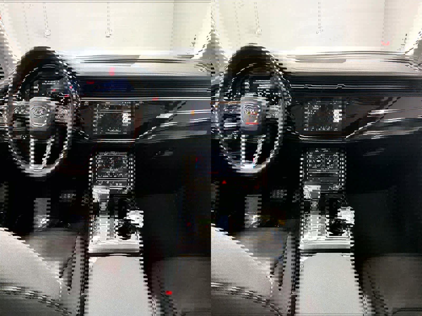 Used 2023 Audi Q7 3.0T Premium Plus image 15