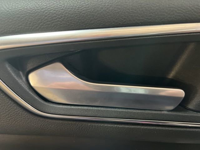 Used 2021 Ford Edge ST image 11