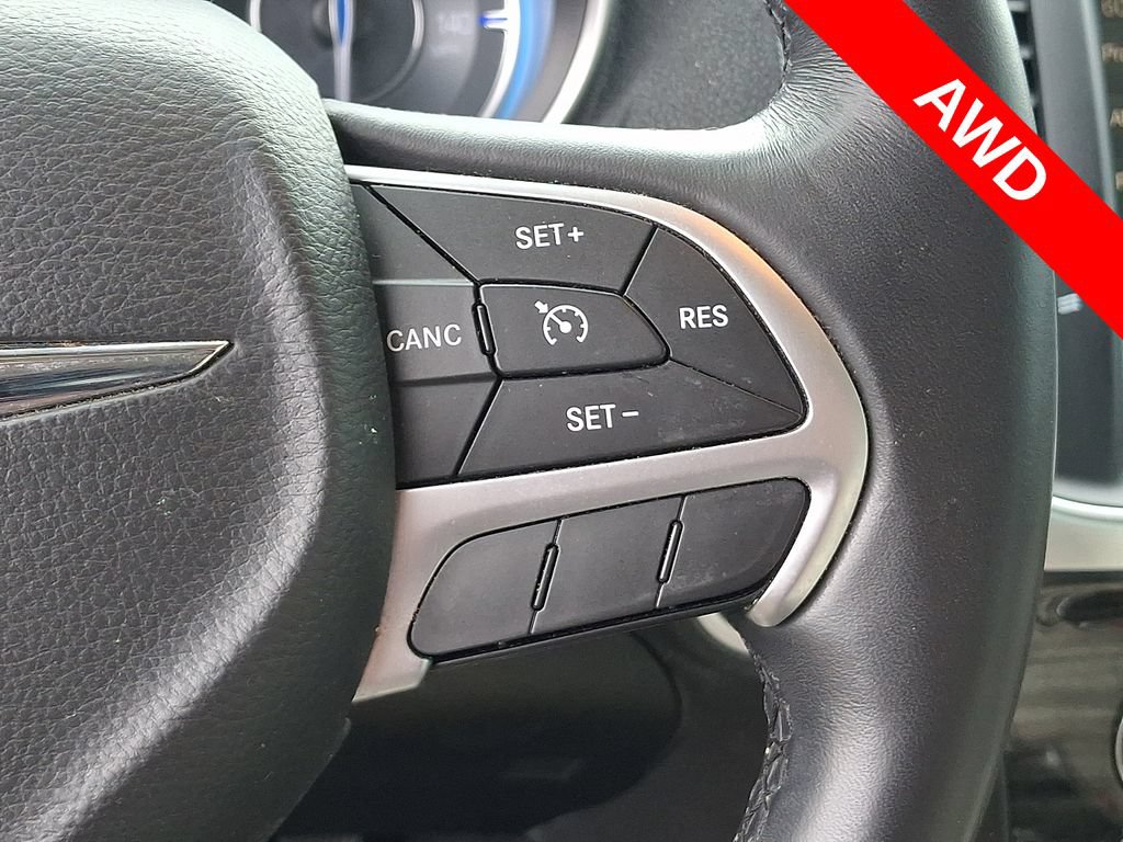 Used 2015 Chrysler 300 Limited w/ Driver Convenience Group AWD/4WD image 21