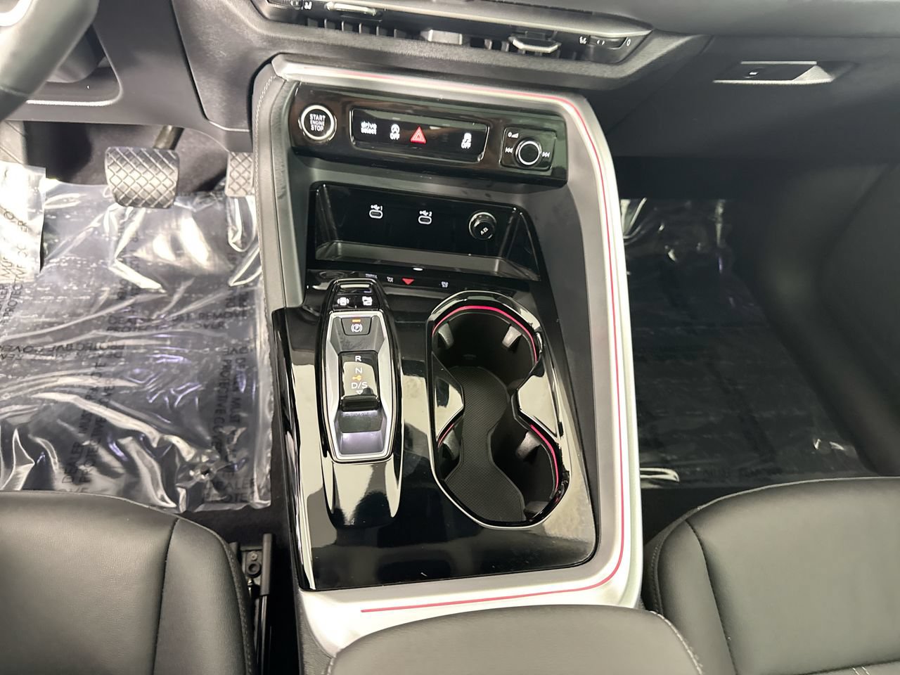Used 2025 Audi Q5 Premium Plus w/ Premium Plus AWD/4WD image 23