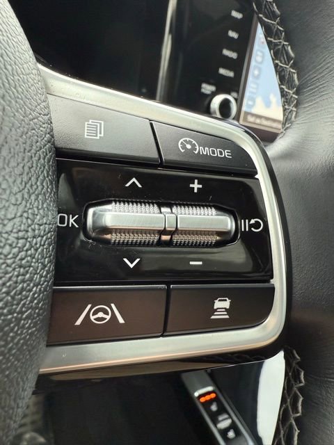 Used 2023 Kia Sorento SX image 41
