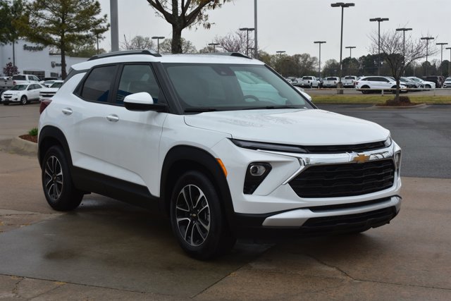 New 2026 Chevrolet TrailBlazer LT w/ Convenience Package FWD image 3