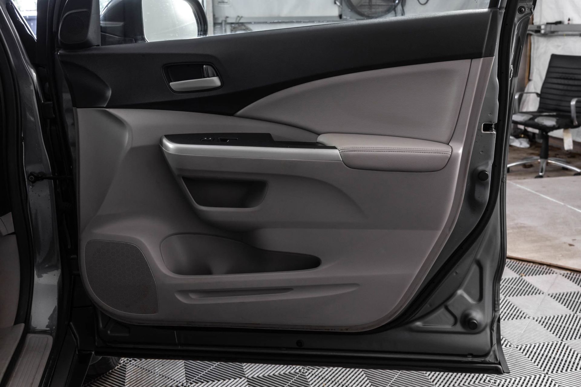 Used 2013 Honda CR-V EX-L image 45