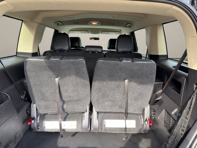 Used 2019 Ford Flex SEL image 11