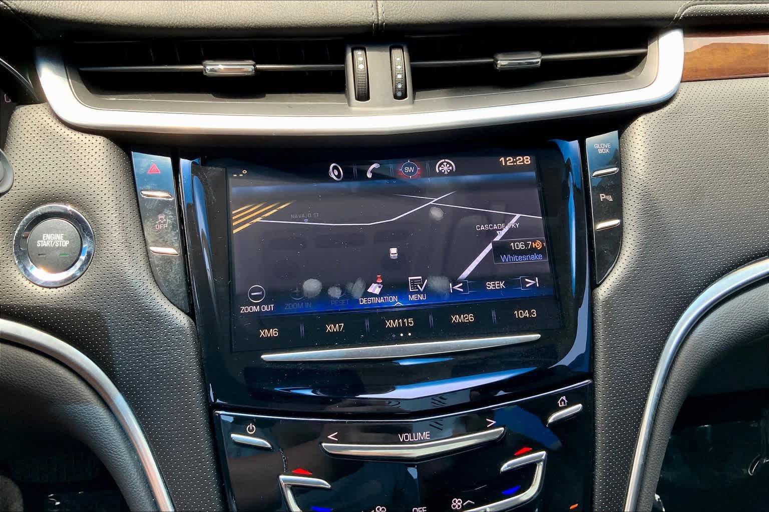 Used 2013 Cadillac XTS Luxury FWD image 36