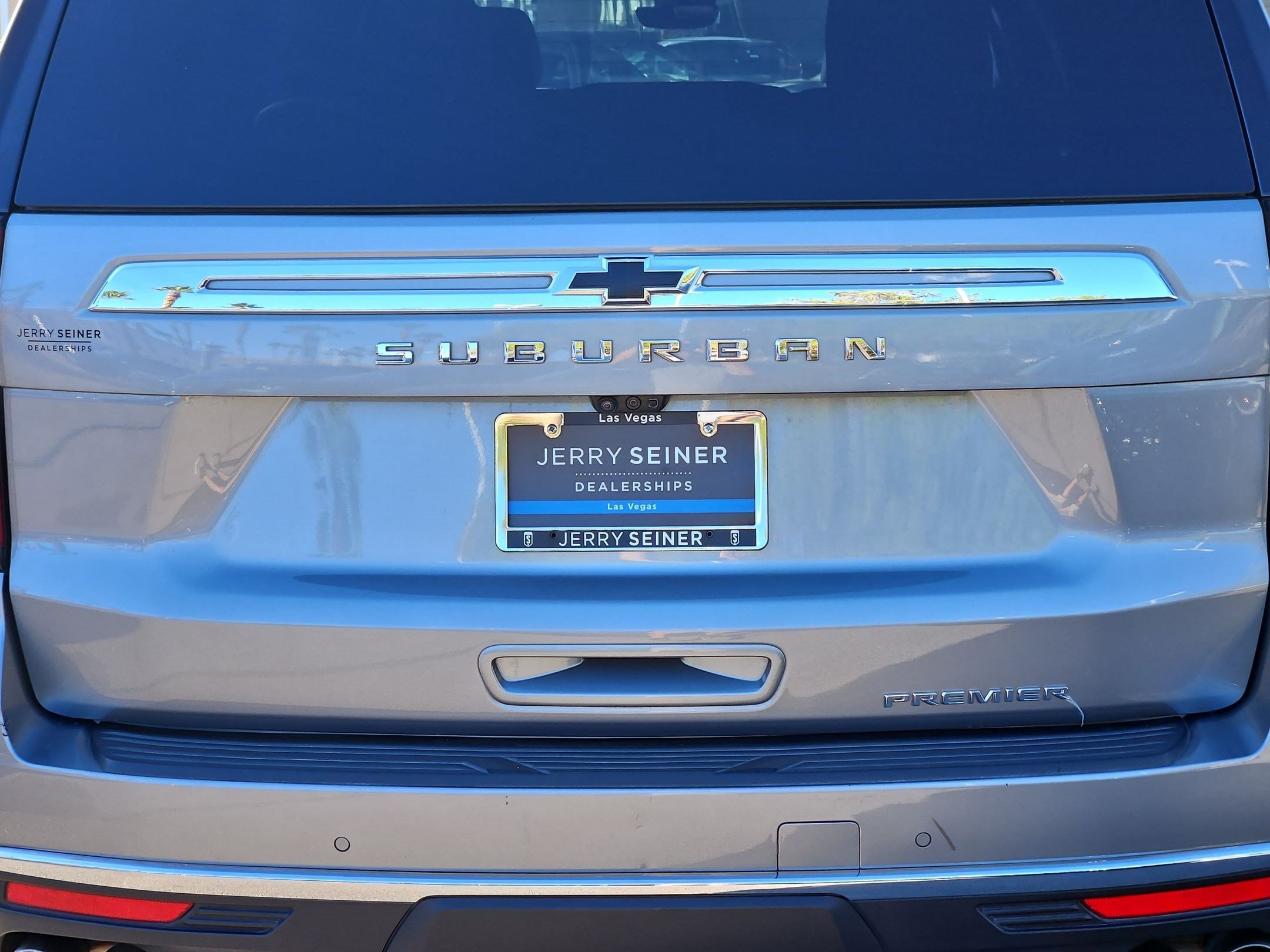 Certified 2023 Chevrolet Suburban Premier AWD/4WD image 13