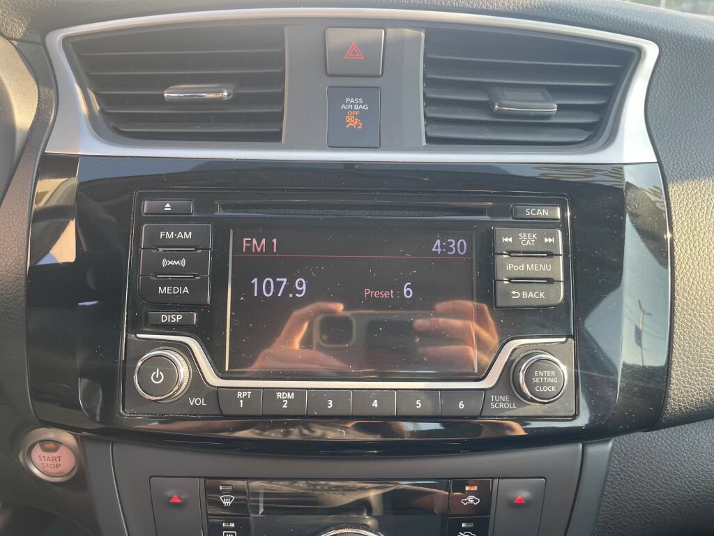Used 2018 Nissan Sentra SV FWD image 8