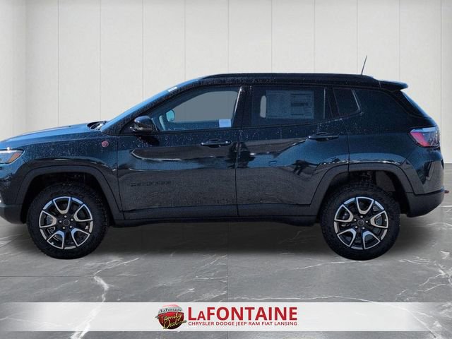 New 2026 Jeep Compass Trailhawk image 2