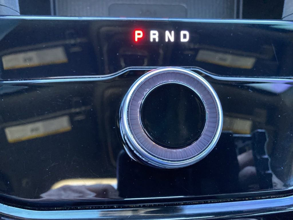 Used 2023 Jeep Grand Cherokee L Laredo image 33