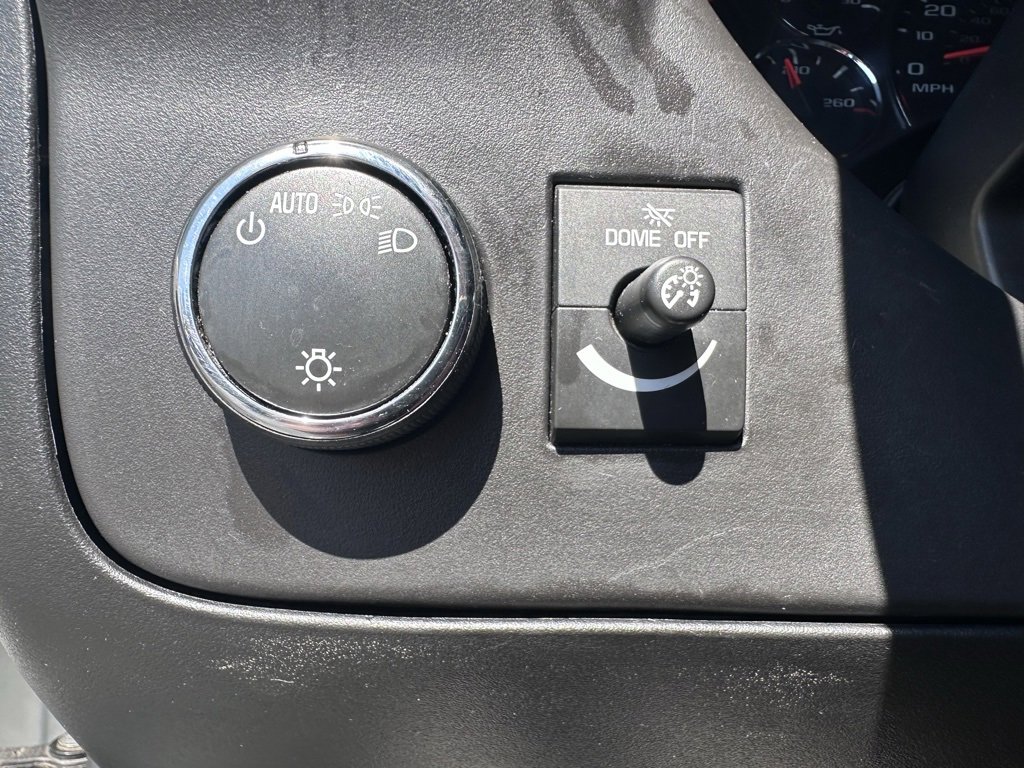 Used 2020 GMC Savana 2500 w/ Driver Convenience Package image 4