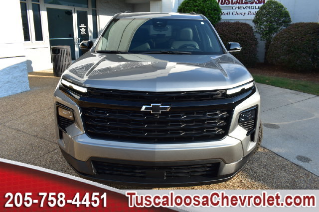 New 2027 Chevrolet Traverse LT w/ Midnight/Sport Edition FWD image 4