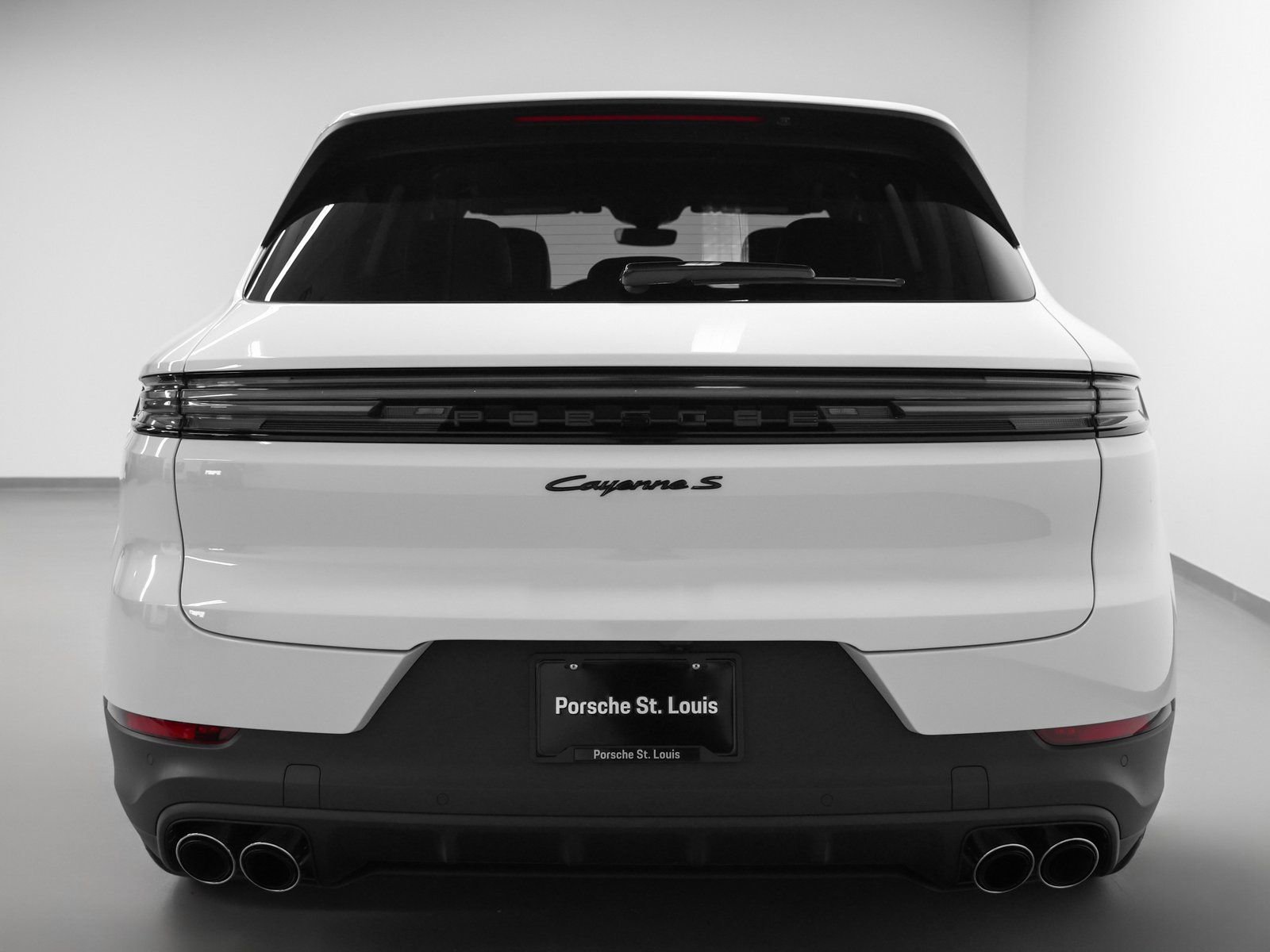 New 2026 Porsche Cayenne S image 11