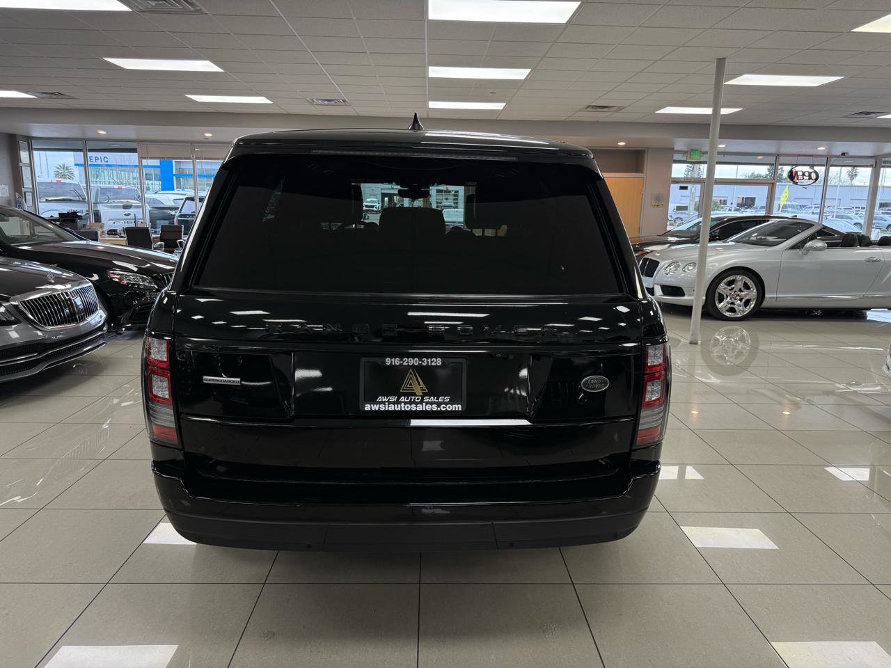 Used 2017 Land Rover Range Rover Supercharged image 5