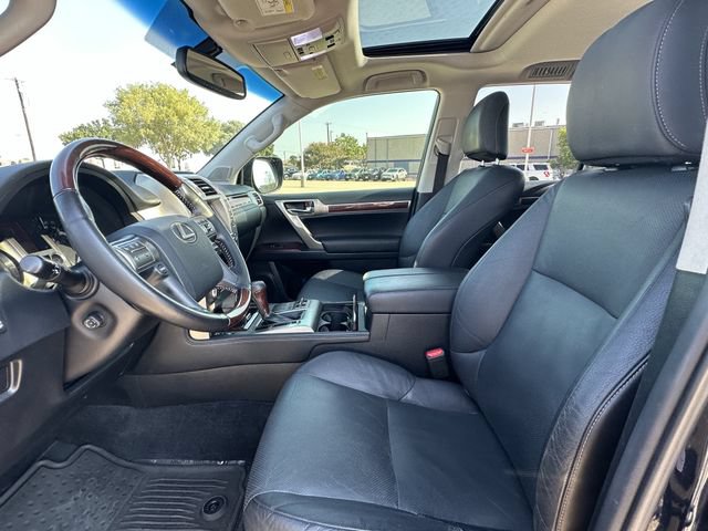 Used 2018 Lexus GX 460 Premium w/ Premium Package AWD/4WD image 26