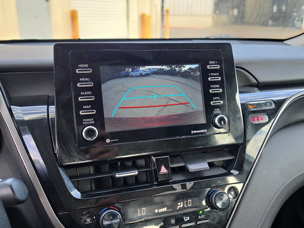 Used 2022 Toyota Camry LE FWD image 24