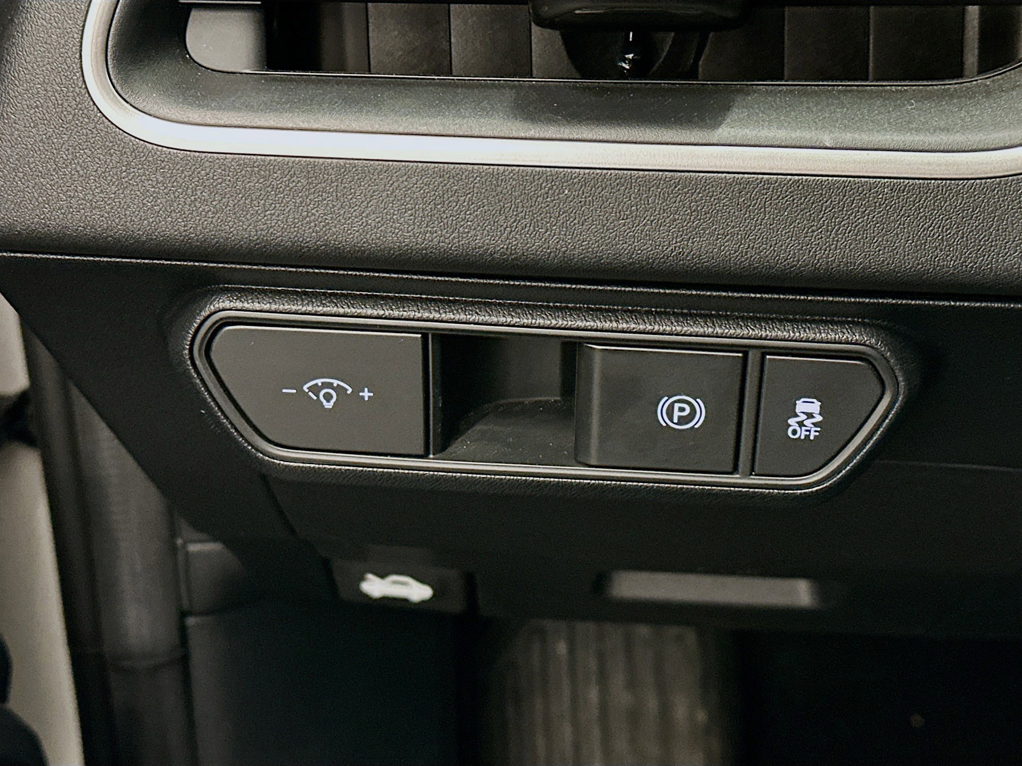 Used 2025 Kia K4 LXS image 17