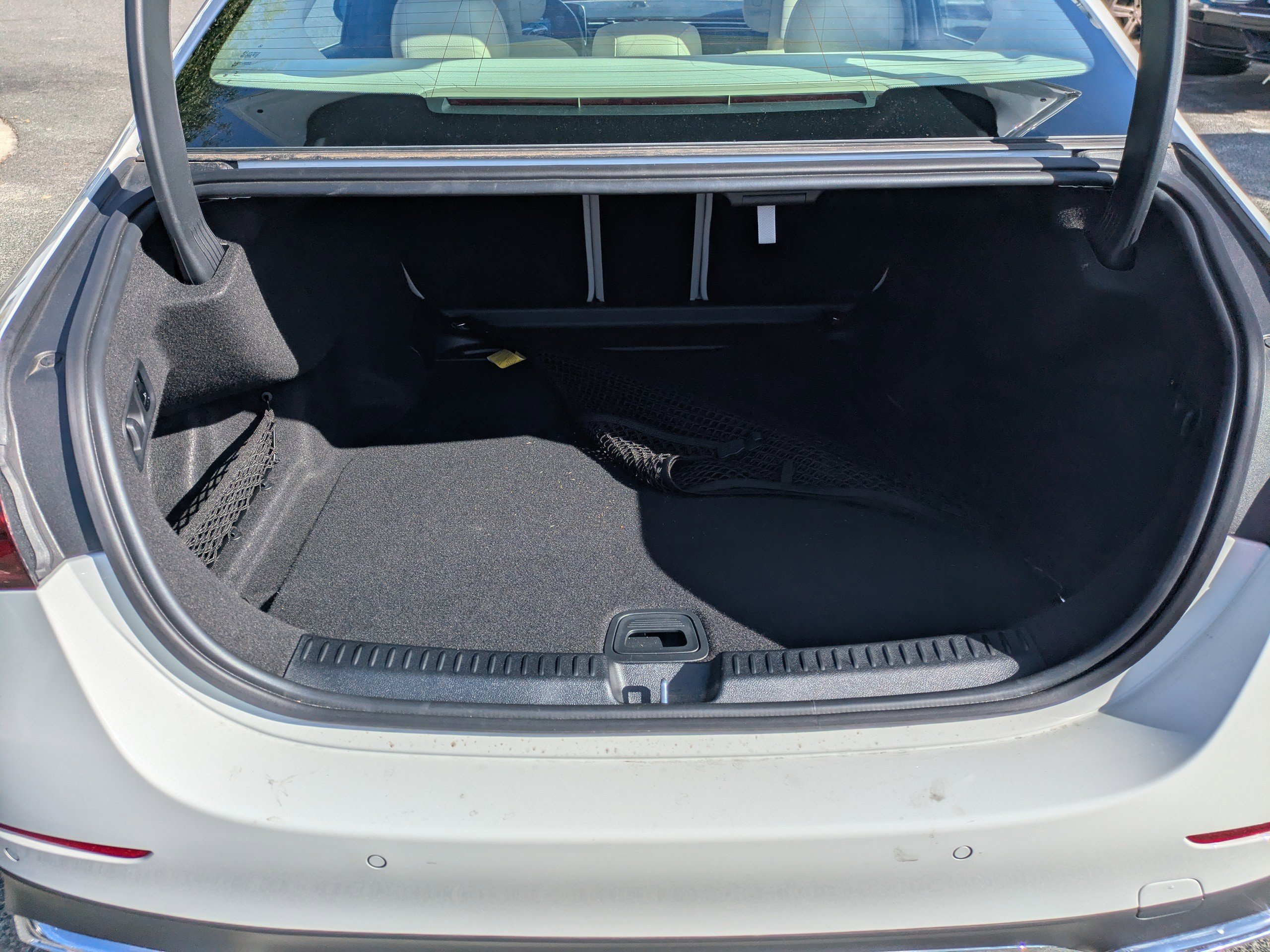 Used 2025 Mercedes-Benz E 350 4MATIC Sedan image 12