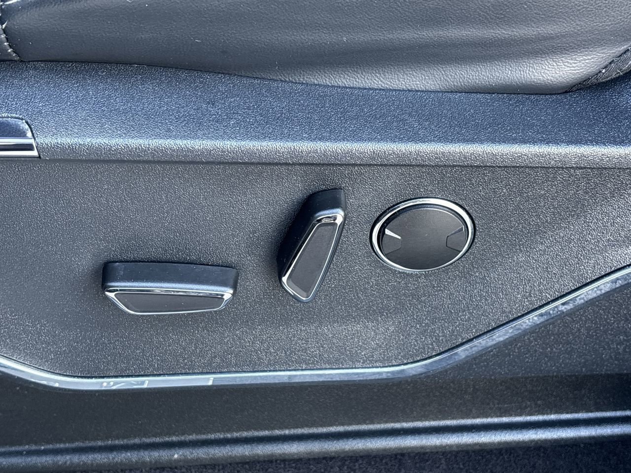 Used 2023 Ford F150 Platinum w/ Equipment Group 701A High image 20