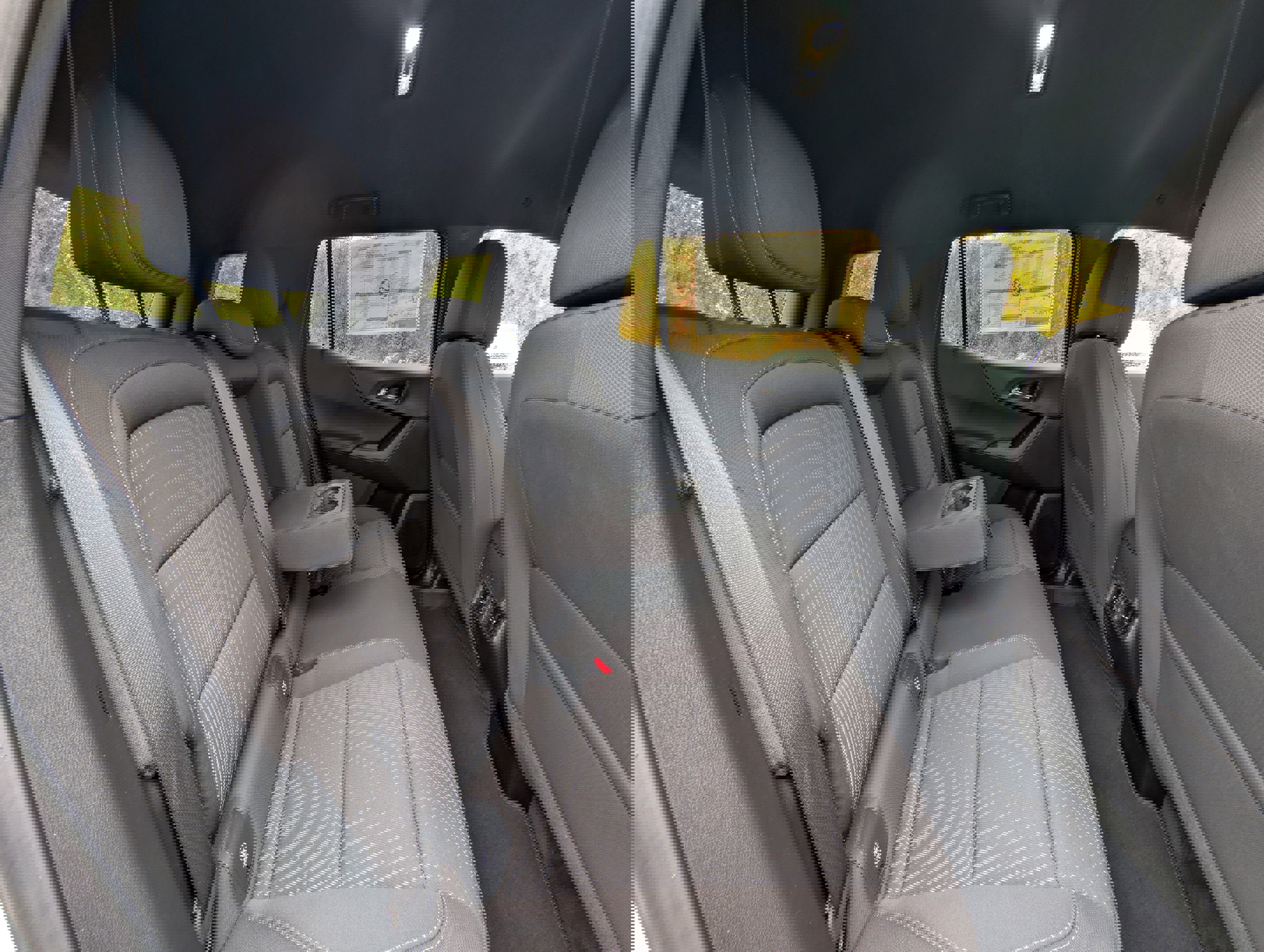 New 2025 Chevrolet Equinox LT w/ Safety and Technology Package image 31